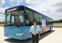 配置手動變速箱的XMQ6127G城市客車