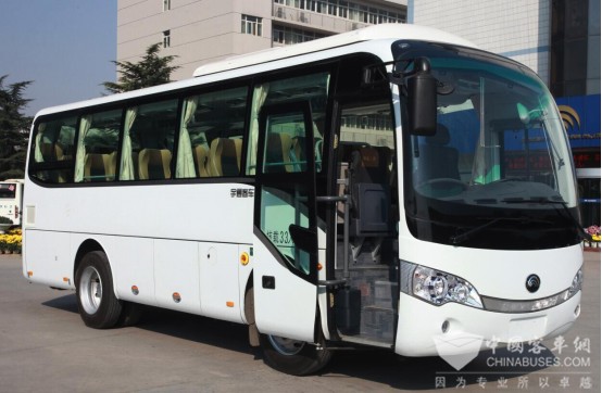 掘金大眾旅遊時代  宇通8米景區客車新品亮點多