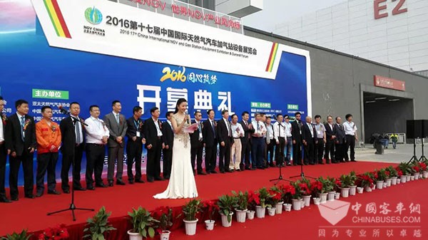 中材科技刮起“綠旋風”  綠標氣瓶驚豔展覽會
