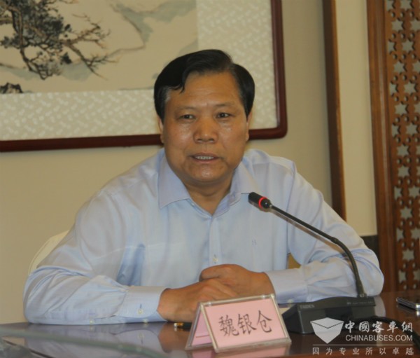 董事長魏銀倉(cang) 