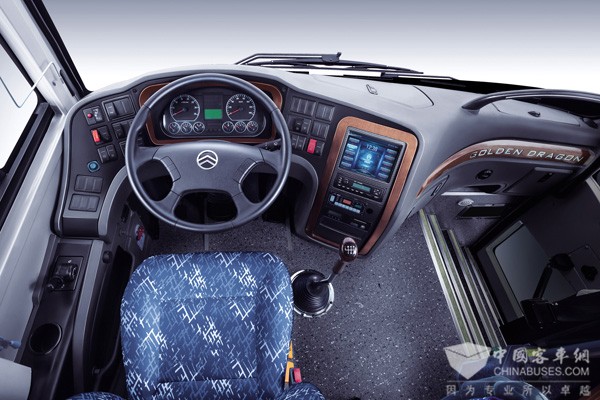 金旅XML6907錦程係列中型客車