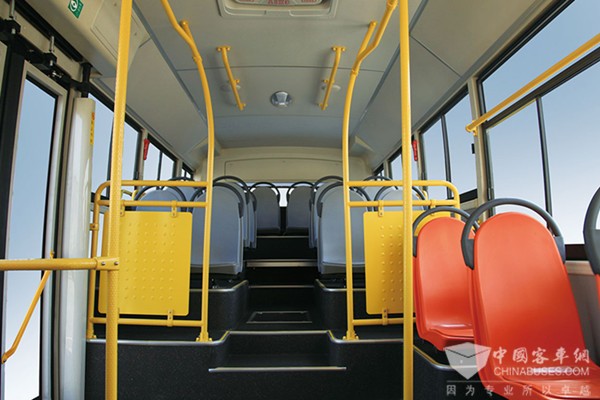 福田歐輝BJ6905ISG係列插電式混合動力城市客車
