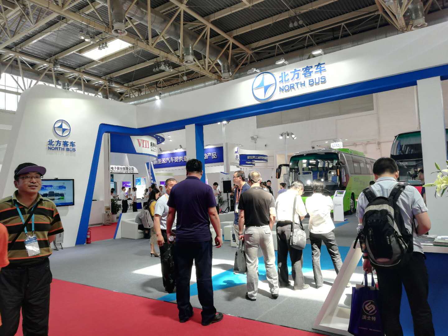 北方客車展台
