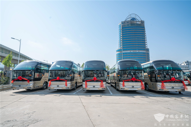 宇通豪華旅遊客車再次批量交付青海