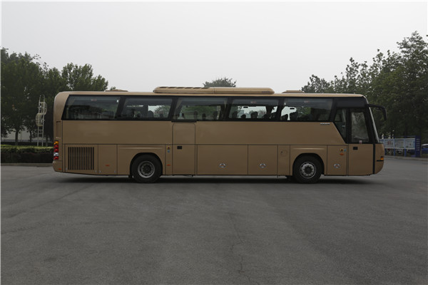 北方BFC6120L1D6豪華旅遊客車（柴油國六24-54座）