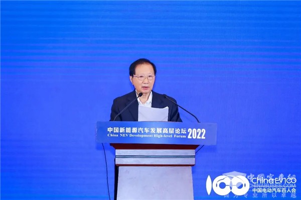 陳清泰：汽車革命還在進行，我們仍麵臨諸多挑戰和問題
