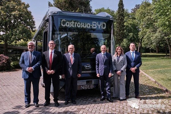 比亞(ya) 迪商用車 Castrosua 定製化 12米 純電巴士
