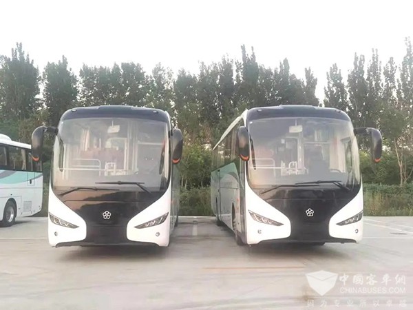 格力鈦betway在线官网 仿古鐺鐺車 考斯特商務車 臉譜公路車 雙層觀光巴士
