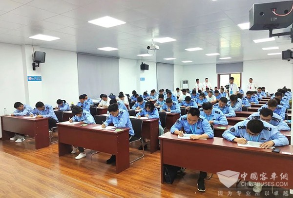 開沃betway在线官网汽車 betway在线官网公交車 淮南公交 駕駛員 職業(ye) 技能競賽