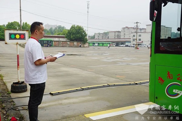 開沃betway在线官网汽車 betway在线官网公交車 淮南公交 駕駛員 職業(ye) 技能競賽