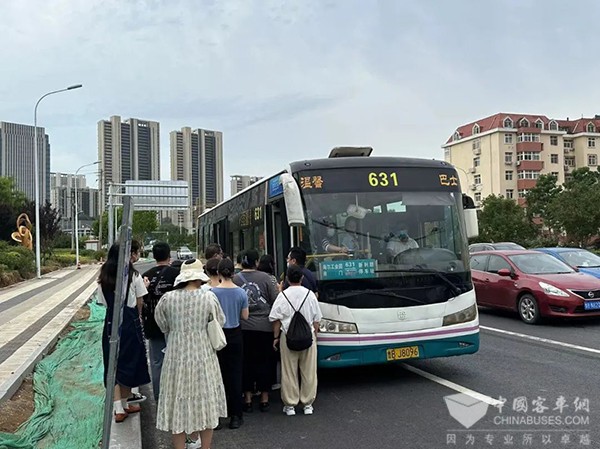 公共交通 普遍問題 線網優(you) 化 常規公交體(ti) 係