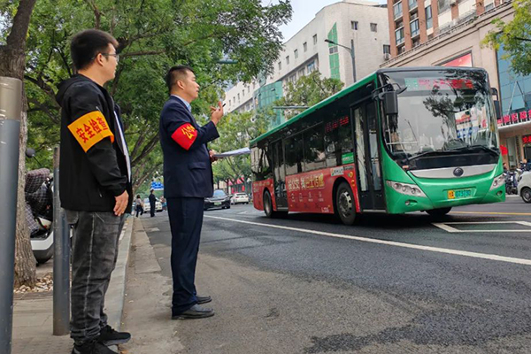 嚴重危及行車安全 乘客幹擾駕駛員的應急處置方法