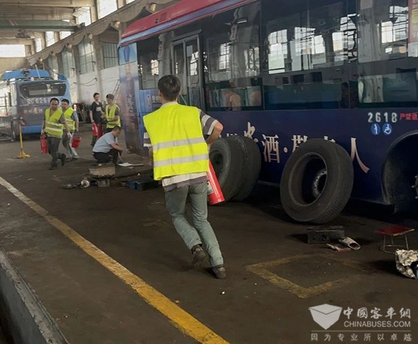 公交駕駛員 行車過程 避免安全事故 駕駛習(xi) 慣
