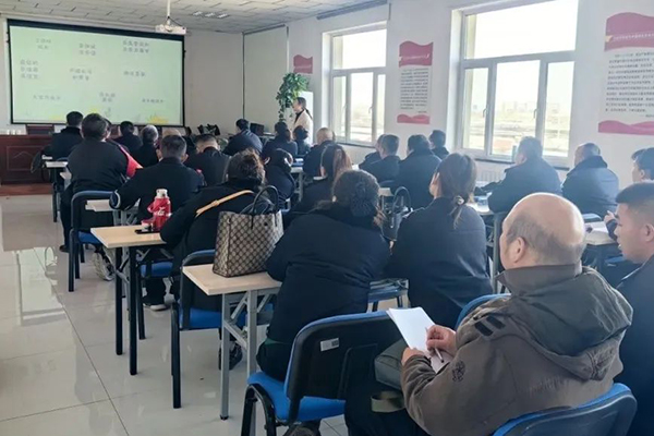 成為“防禦型”的公交駕駛員 你的安全駕駛水平就越高