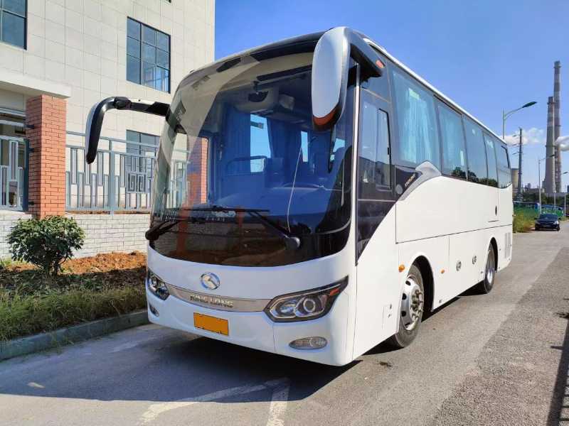 2021年5月 多台國五34座金龍6821氣囊旅遊車 