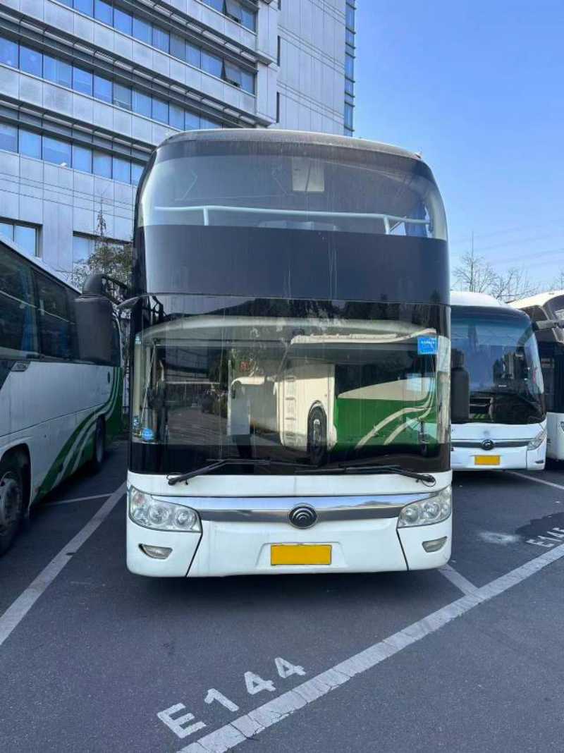 一層半39座2+1國五宇通6126旅遊車
