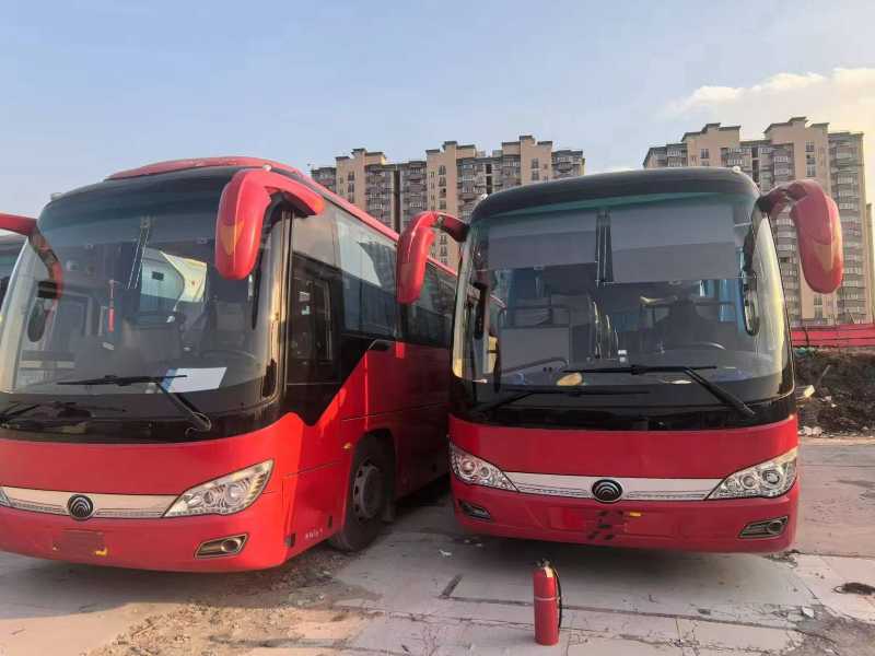 2021年6月 同款兩台38座宇通6906氣囊旅遊車 