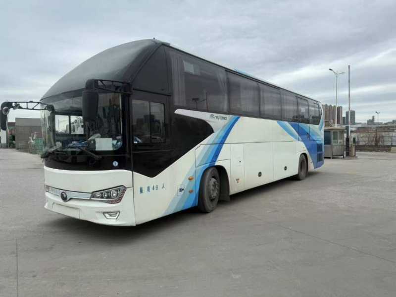 同款兩台國五49座宇通6128氣囊旅遊車 