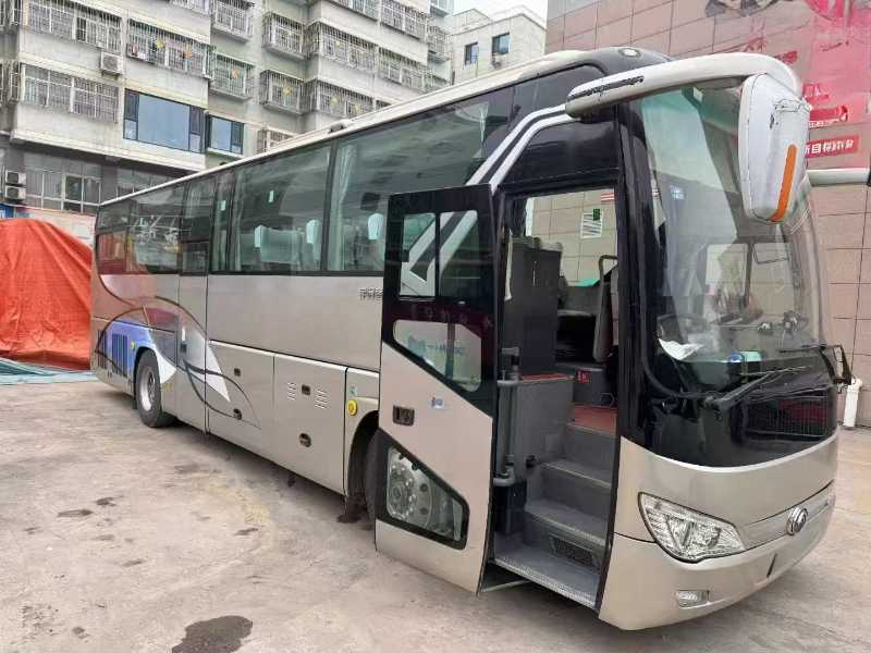 陝西牌10米天然氣LNG38座柴暖鍋爐宇通氣囊車