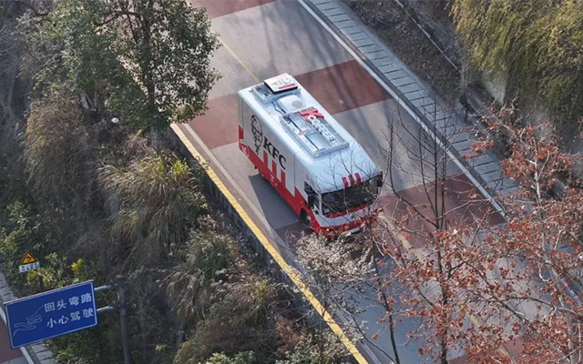 中車“鯨銳”餐車來了 肯德基美味突破空間限製