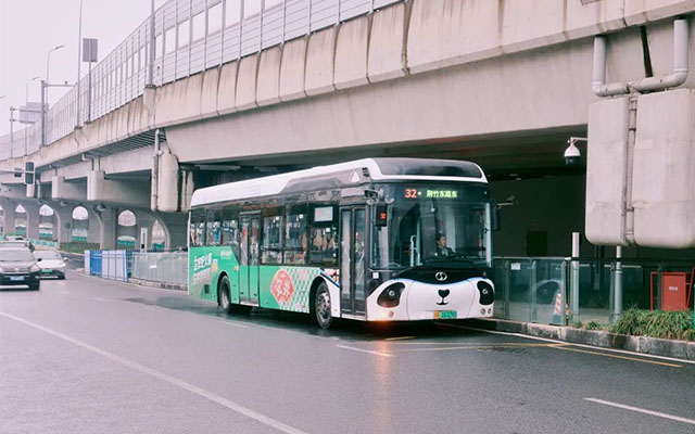 成都公交“智慧治堵” 高頻幹線入駐快速道 市民出行效率倍增