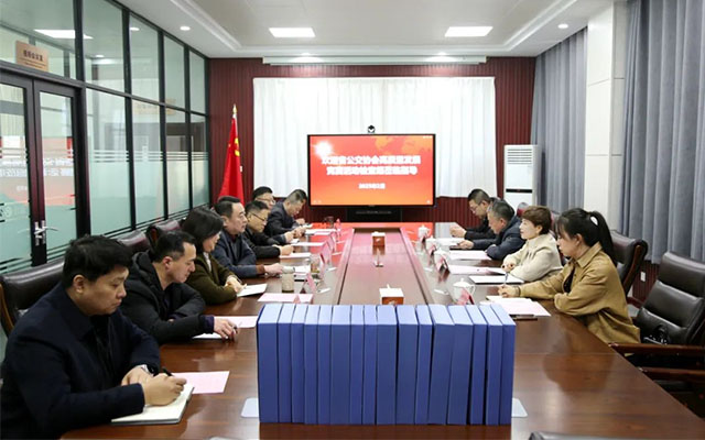 山東省公交協會檢查組蒞臨濰坊公交集團指導高質量發展