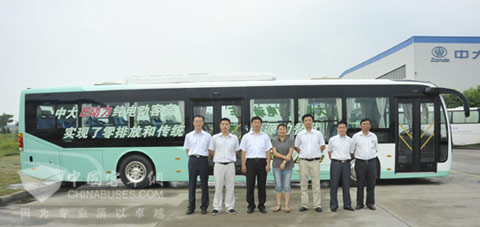 中科院專(zhuan) 家調研中大betway在线官网客車