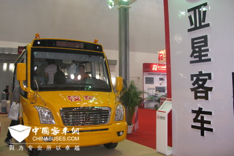 亞(ya) 星校車JS6730XCJ