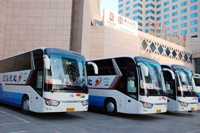 [兩會]大金龍連續十年服務兩會，再顯“國車”風範