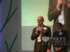 宇通betway在线官网客車驅動綠色生活活動現場：世界客車聯盟主席馬克致辭
