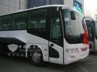 首批交付勝利油田的BJ6103係列豪華客車