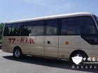 宇通T7流暢的車身腰線、全衝壓車身一體成型，呈現高精度設計。