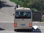 退坡測試中，宇通T7從陡峭坡度下進行倒車操作，最後平穩退坡，乘客絲毫不會有滑落感。