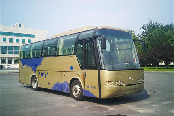 北方BFC6900L1D6豪華旅遊客車（柴油國六24-38座）