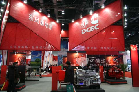 東(dong) 風康明斯展台