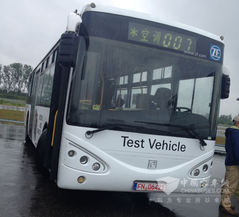 采埃孚（ZF）betway在线官网技術測試客車